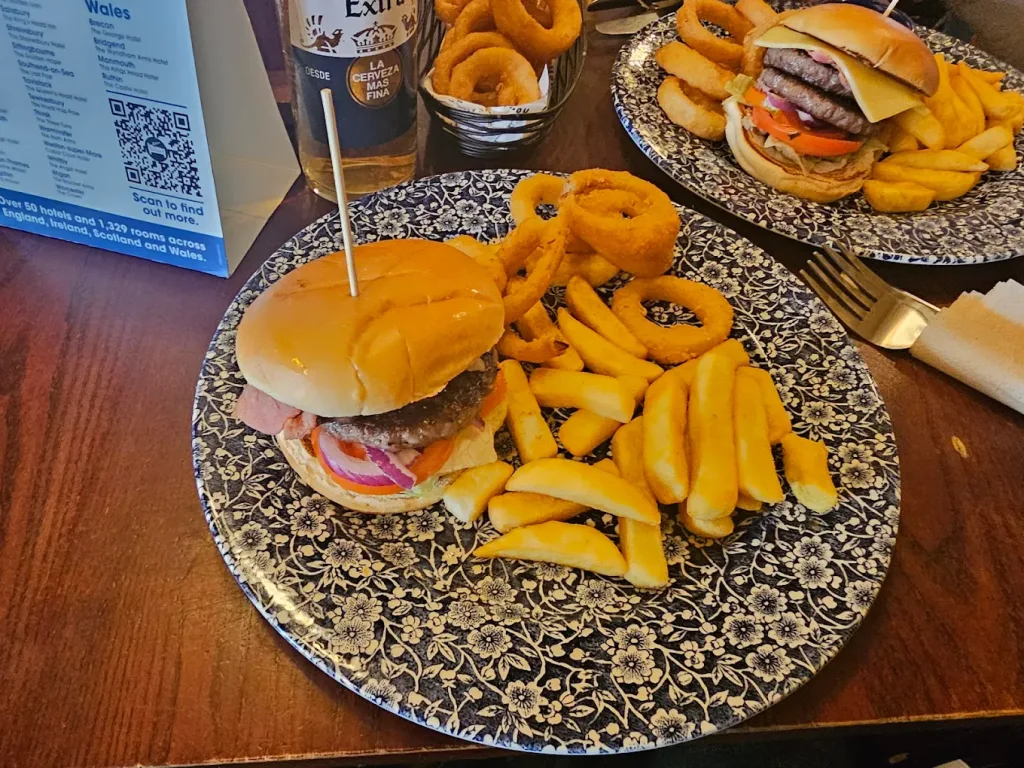 Wetherspoons serve burgers