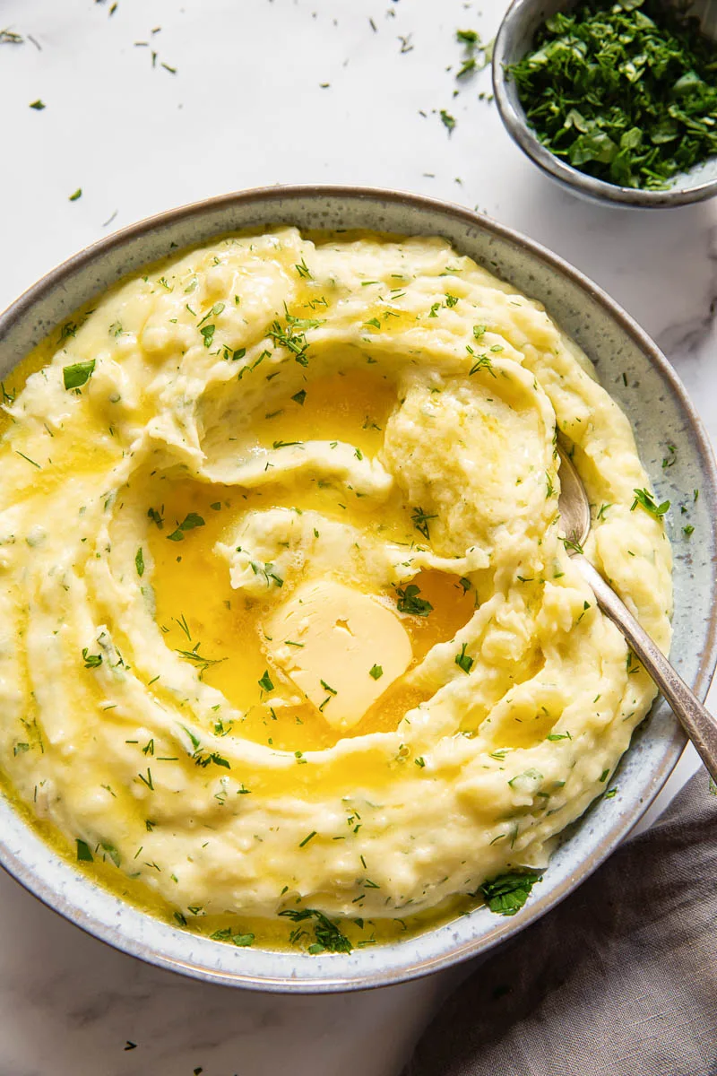 herb and garlic mashed potatoes