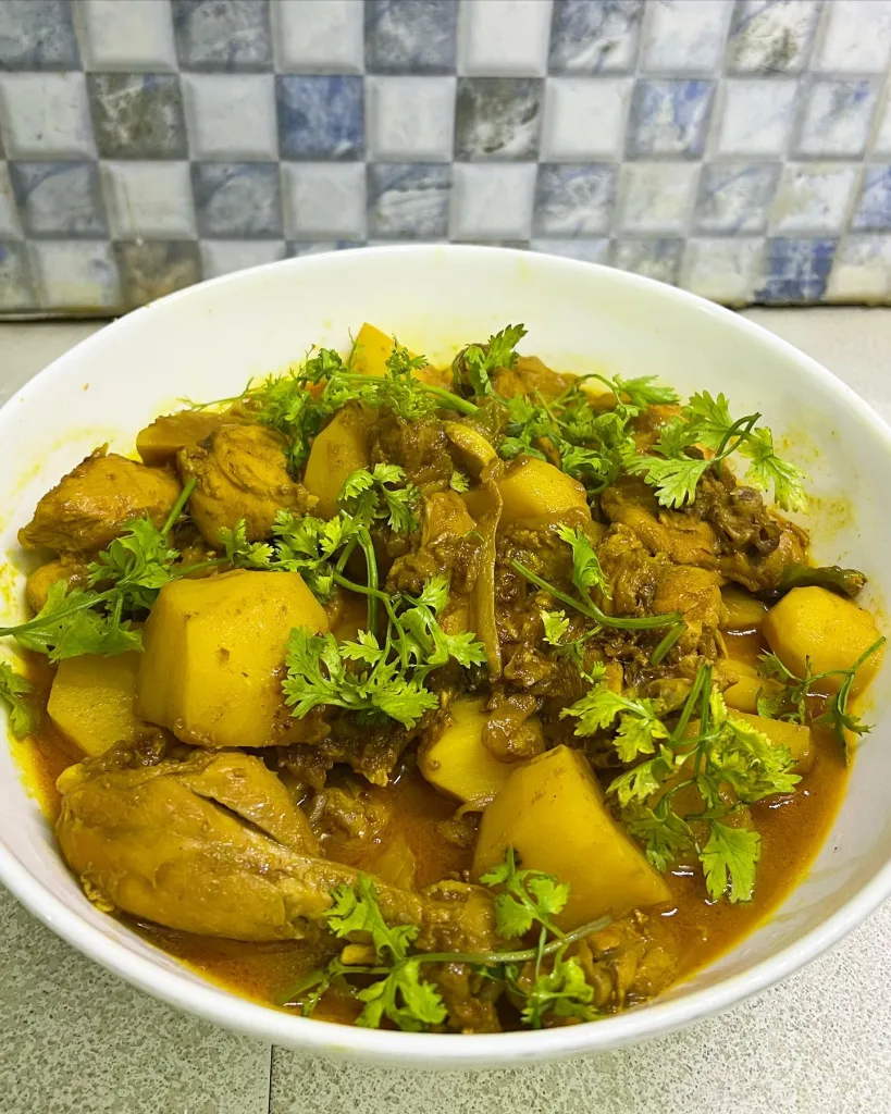 Chicken Curry with Potatoes