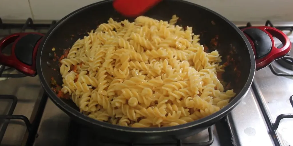 Combine Pasta and Sauce