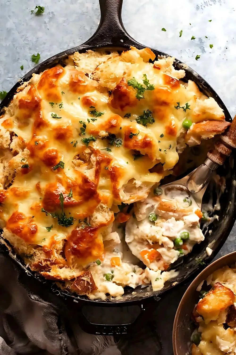 Garlic Bread Leftover Turkey Pot Pie Recipe