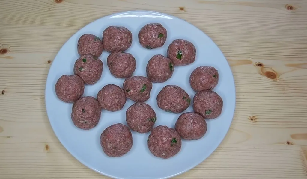 Roll the Meatballs