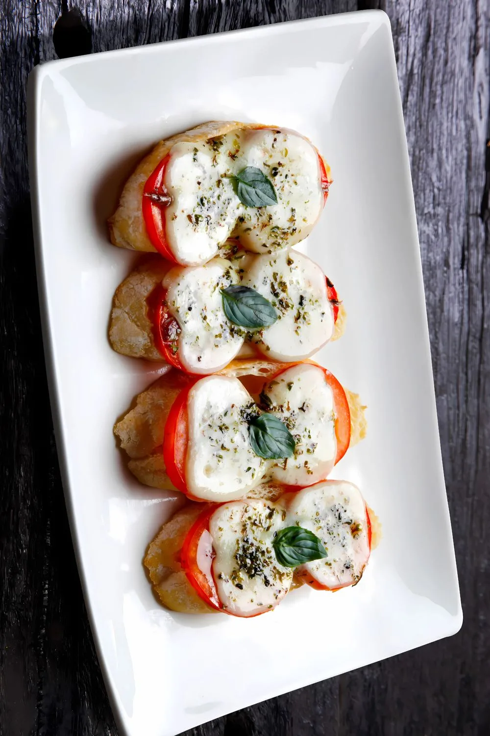 Tomato and Mozzarella Bruschetta Recipe