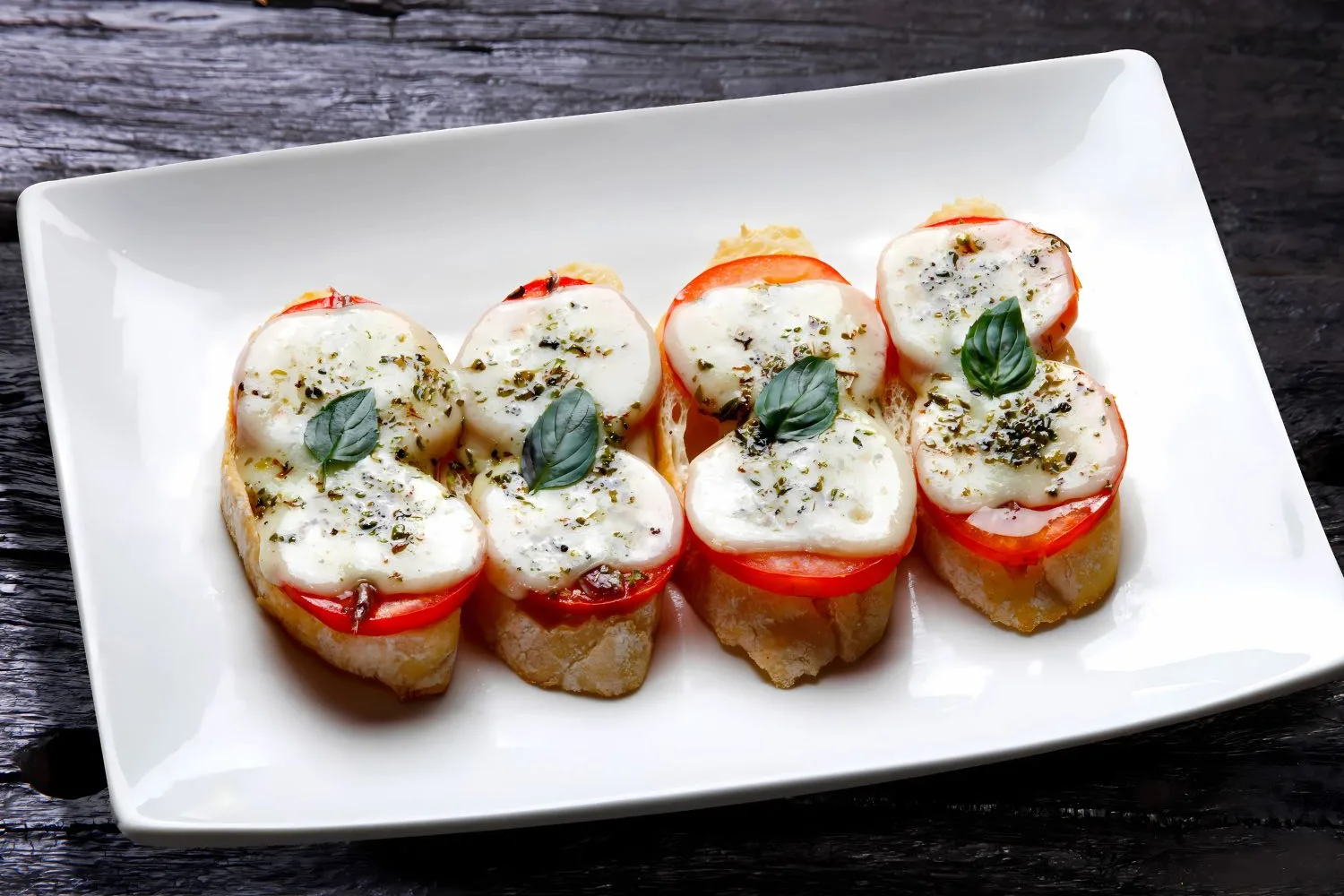 Tomato and Mozzarella Bruschetta Recipe