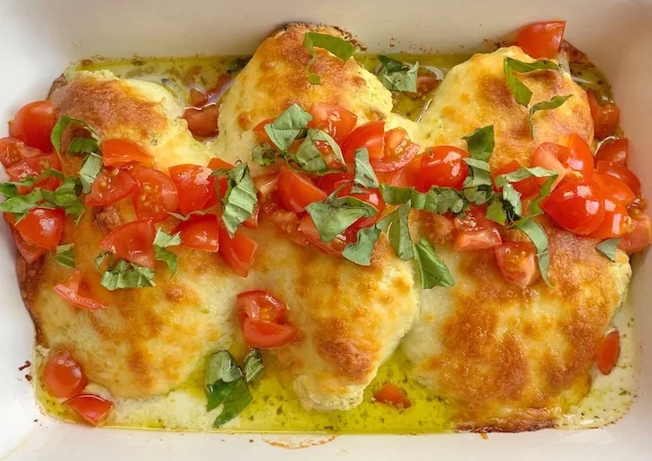 Cheesy Pesto Baked Chicken Recipe