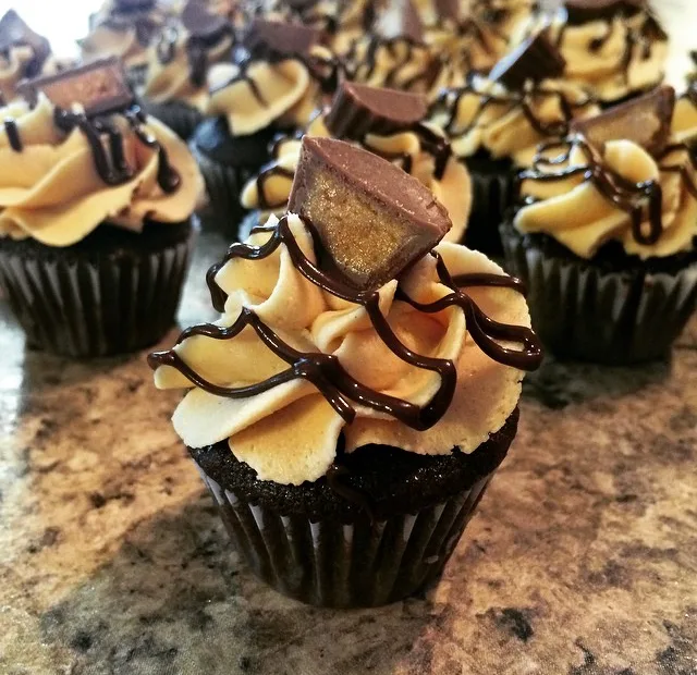 Mini Peanut Butter Cup Cheesecakes Recipe