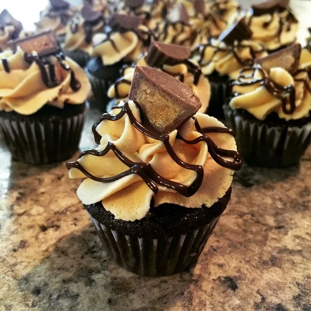 Mini Peanut Butter Cup Cheesecakes Recipe