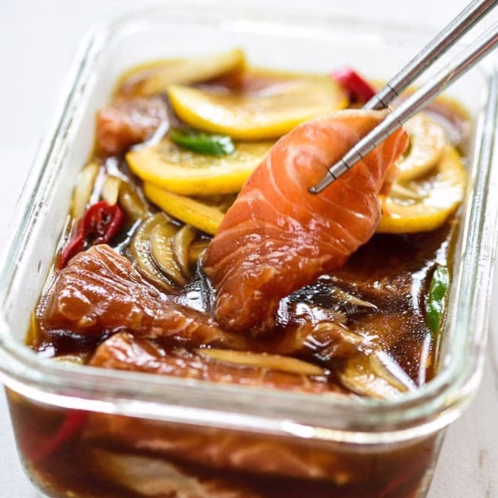 Yeoneojang (Soy Marinated Raw Salmon) Recipe