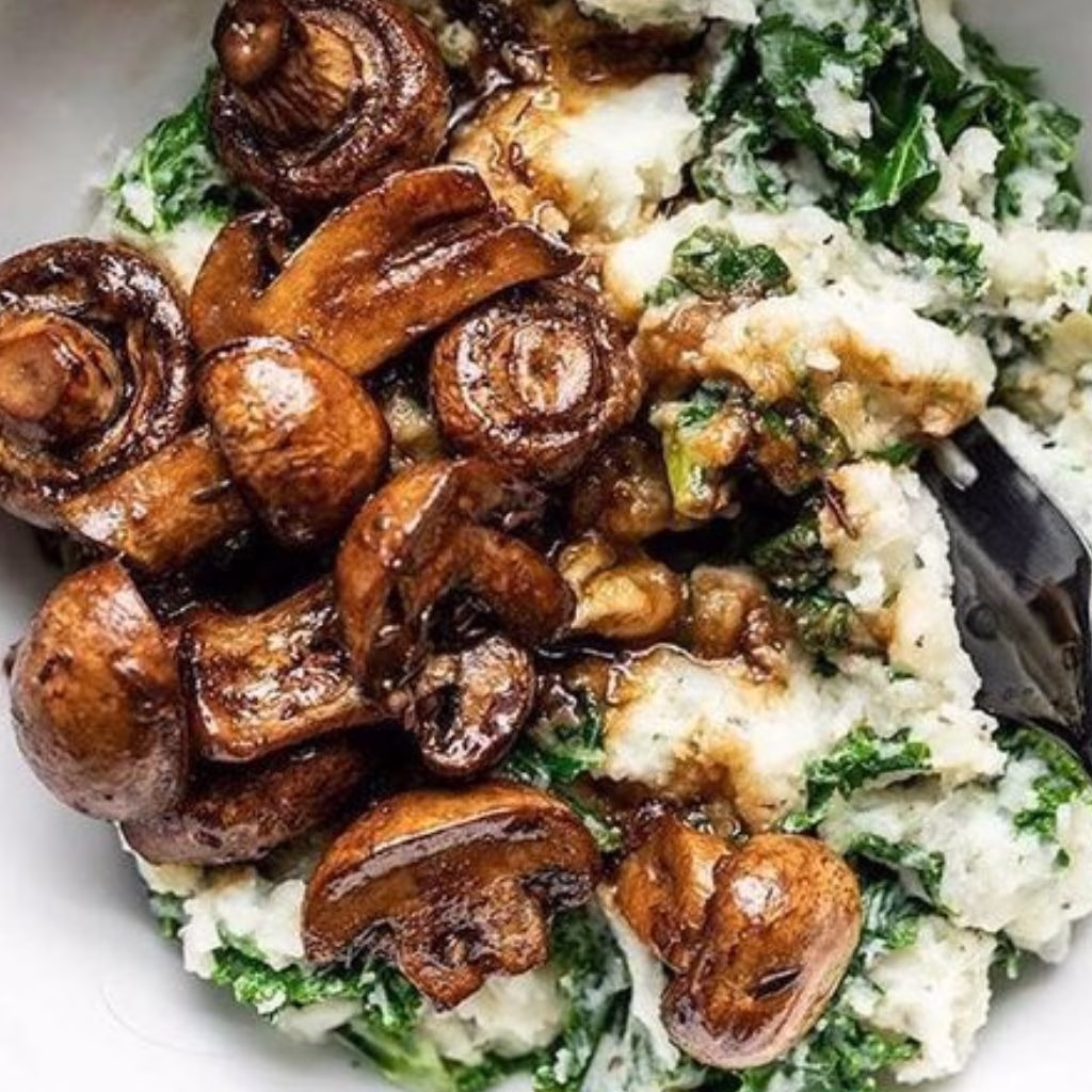 Mushroom Gravy Pie with Garlicky Kale Mash Recipe