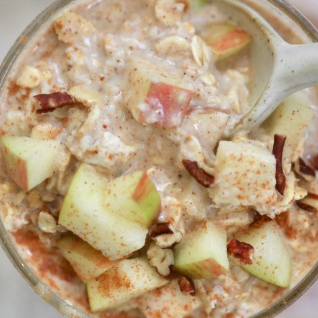 Apple Cinnamon Protein Overnight Oats Recipe